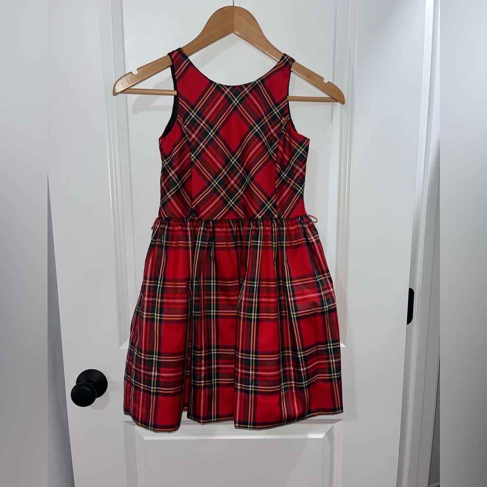 Gently used girls size 7 Ralph Lauren Polo dress. From a smoke free home